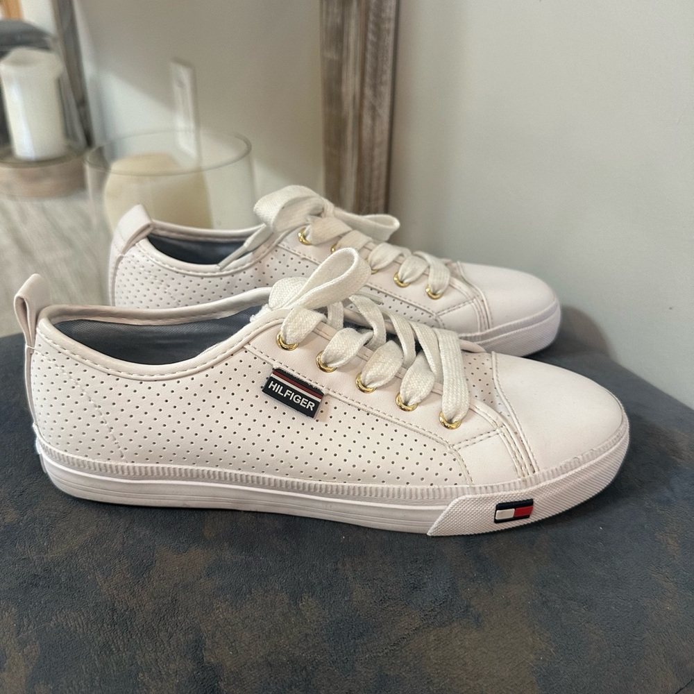 Tommy Hilfiger White Sneakers